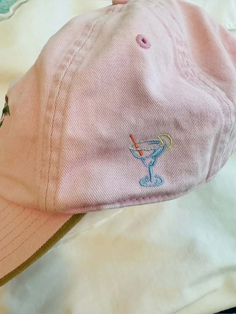 Columbia Unisex Hat Pink Happy Hour with Embroidered Palm Trees Margarita GC
